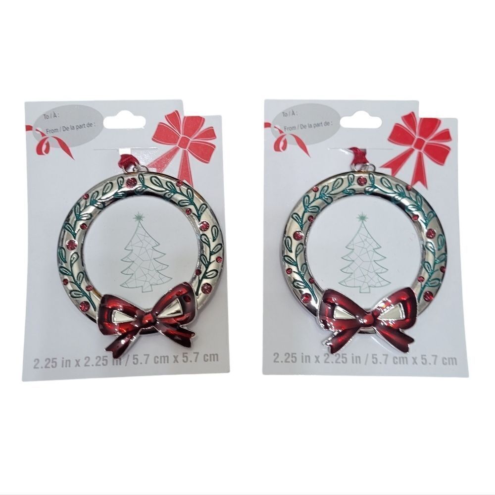 Metal photo wreath ornaments set of 2